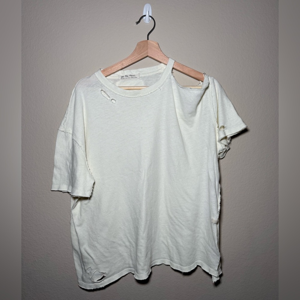 We the Free XS Free People cream distressed off the shoulder T-Shirt